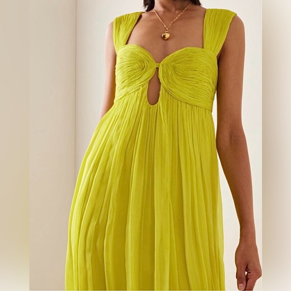 Alexis | Bosnia Dress — Cider (Chartreuse) - Picture 5 of 8